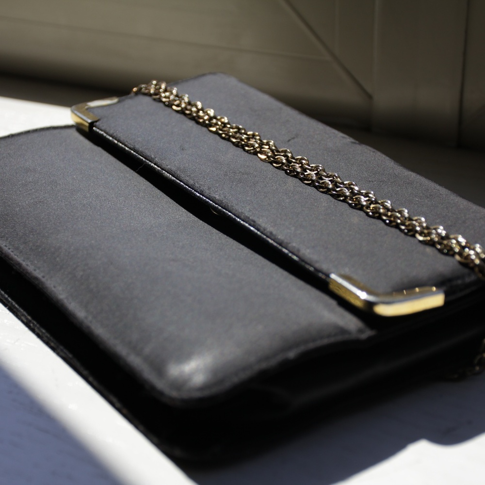 📣 Vintage Black Koret Handbag